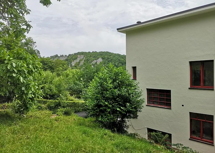 Michaux Hastière-par-delà